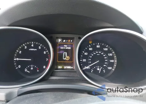 2017 Hyundai Santa Fe Sport 2.4L из США, поврежденный, VIN 5XYZU3LB4HG464876